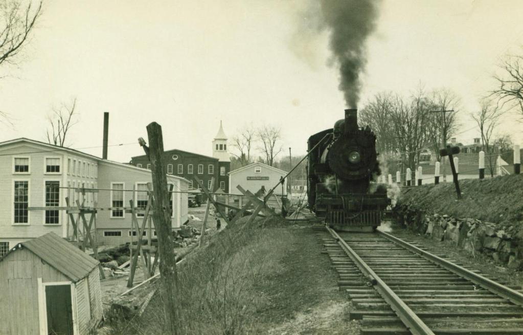 Last passenger train left town on March 7, 1953 Freight service ended in