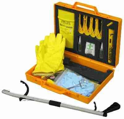 USING TOOLS TO HANDLE SHARPS: ASSUME SHARPS AT WORK ARE CONTAMINATED NEVER USE YOUR HANDS TO REMOVE SHARPS OR NEEDLES!