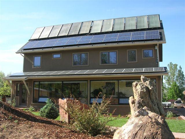 Moving to Zero Net Energy Buildings in California California goals: By 2020, all