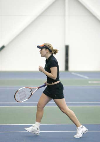 WOMEN S TENNIS Inducting in a new era of Illinois women s tennis in 2007, first-year head coach Michelle Dasso embarked on a rebuilding process to bring Illinois tennis back to the forefront of the