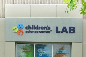 Today s Students, Tomorrow s Innovators Contributed by Dr. Michelle R. Bond, Children s Science Center Board Member Children are natural-born learners with insatiable curiosity. Who built my school?