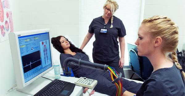 PROGRAM REQUIREMENTS DIAGNOSTIC MEDICAL SONOGRAPHY AAS in Diagnostic Medical Sonography Sonographers are diagnostic medical professionals who operate ultrasonic imaging devices to produce diagnostic