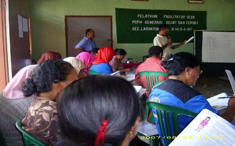 (Training of village facilitators for the Generasi Pilot Program in Kecamatan Larantuka, East Flores, August 2007) 2.