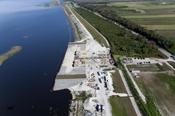 MARTIN COUNTY FEDERAL PRIORITY: HERBERT HOOVER DIKE REHABILITATION The is one of 16 members of the County Coalition for the Responsible Management of Lake Okeechobee.
