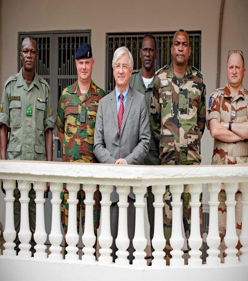 EUTM MALI AND PARTNERS STANDING SIDE AS G5 SAHEL JOINT FORCE REACHES INITIAL OPERATIONAL CAPABILITY Following EUTM Mali s establishment in February 2013, under the EU s Common Security and Defense