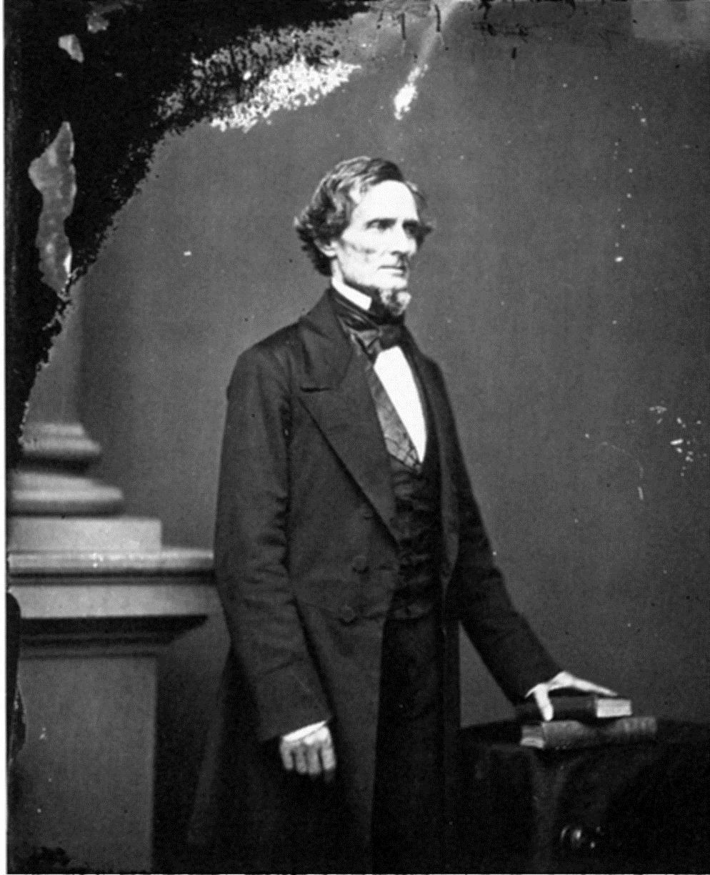 Troubles for the Confederacy- War Boosts the Economy Up North In the Confederate states Jefferson Davis had trouble creating a strong centralized