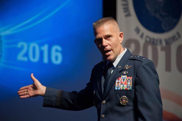 AIR UNIVERSITY GATHERS CYBER EXPERTS TO STRENGTHEN U.S. SECURITY By Senior Airman William Blankenship, Commander, Air Force ROTC / Published September 1, 2016 Lt. Gen.