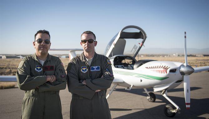 FIRST TWO ENLISTED PILOTS COMPLETE SOLO FLIGHTS By Randy Martin, 12th Flying Training Wing Public Affairs / Published November 04, 2016 Master Sgts.