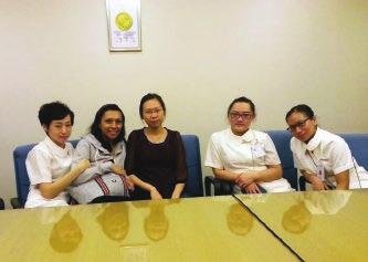 Pg 8 ALUMNI SHARING SESSIONS FOR GRADUATES By Sue Goghari, Assistant Manager, Parkway College Four Sharing Sessions were held at each of the Parkway Pantai Hospitals (Parkway East Hospital,
