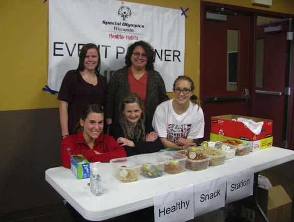 Student Nurses Give Back to the Community A group of five Student Nurses Association members recently teamed up with Special Olympics Wisconsin to hold a Healthy Habits Event at a regional basketball