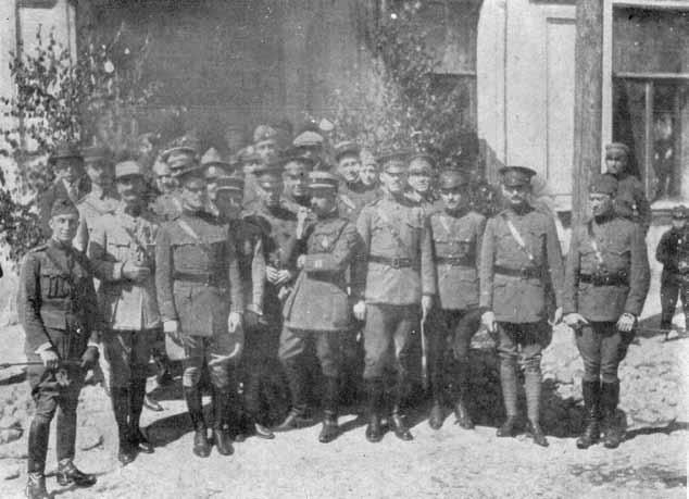 Didžiosios Britanijos karinis diplomatinis atstovavimas Lietuvoje iki valstybingumo pripažinimo de facto (1918 m. gruodis 1919 m. rugsėjis) Tai buvo daroma D.