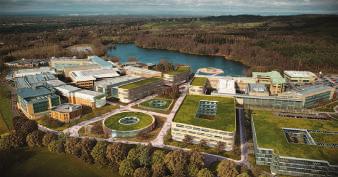 The area benefits from a very highly skilled workforce following the relocation of AstraZeneca s R&D to Cambridge. The 21.5 hectare site comprises 1.