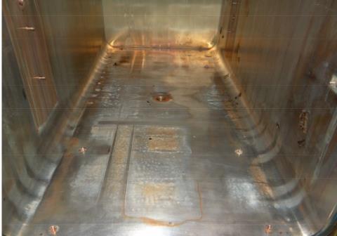 Discoloration of steriliser chamber walls further reasons Overview: reasons for discolouration on steriliser chamber walls Low quality of water/steam Rouging Chamber surface not in