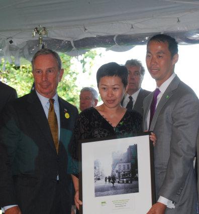 the purveyor of affordable, modern design furniture, was honored with the New York City 2009 Neighborhood Achievement Award, as the Small Business of the Year by Mayor Michael R.