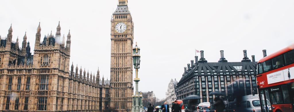 Notes From the Field Reflections after social work internships in London Alyssa Kadrmas Senior, Social Work major Fall 2017 Study Abroad Alumna...it opens your eyes to the world and everyone in it.