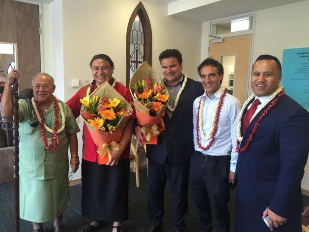 Pacific leader and former All Black Michael Jones, centre, following his well-received address. We were honoured to receive a high-level delegation from Beijing Hospital, China, on 24 November.