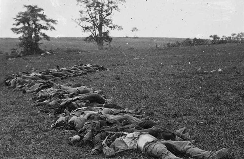 The Civil War saw the greatest number of deaths of any American War 700000 600000 500000 400000 300000 200000 100000 0 TOTAL