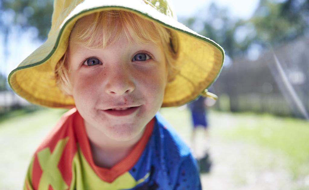 SAMPLE POLICY Sun Protection Policy Statement This policy provides guidelines to: Ensure all children, educators and staff have some UV exposure for vitamin D.