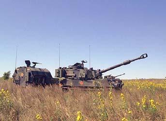 Howitzer M109A6 Paladin Howitzer and