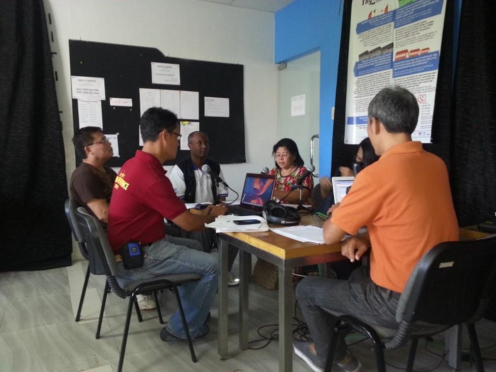 Representatives from WHO and the DOH participated in a call-in Humanitarian Radio show for community questions related to health on Saturday Jan 25 in Tacloban.