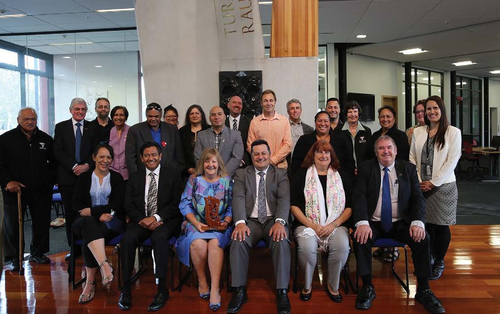 SIT chief executive Penny Simmonds signed a Memorandum of Understanding with Awanuiārangi acting CEO Professor Wiremu Doherty during a visit to Whakatāne by representatives of the Invercargill-based