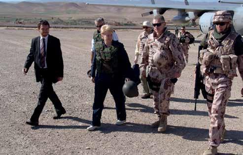 Dėmesys Goro provincijai ir Provincijos atkūrimo grupei Attention to Ghor province and Provincial Reconstruction Team Didžiausiai NATO operacijai Afganistane buvo skiriamas ir didelis pasaulio,