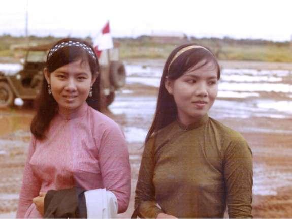 Vietnamese Women A little Local Color.
