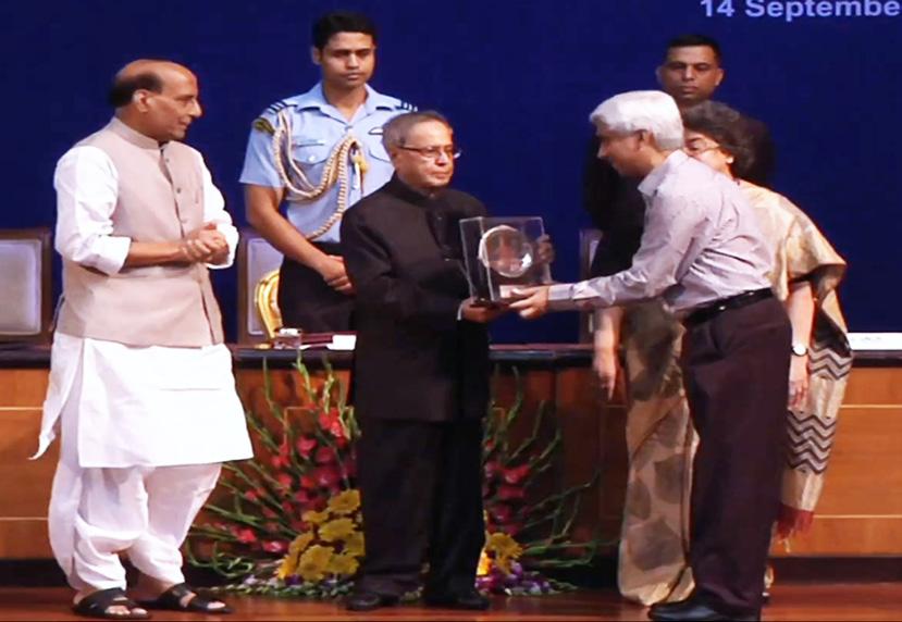 USE OF HINDI IN OFFICIAL WORK NIHFW is Awarded for Implementing Official Language Policy For the first time, NIHFW has won the third position in the Indira Gandhi Official Language Awards for the
