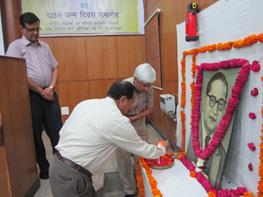 EVENTS 123rd Birth Anniversary of Dr. B. R. Ambedkar NIHFW observed the 123rd Birth Anniversary of Bharat Ratna Dr. Bhim Rao Ambedkar on 17 April 2014 as his birth day i.e. 14 April was declared a holiday.