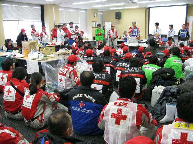Relief Operation Emergency medical services and PSP Within 5 hours after the earthquake, the JRCS dispatched 19 medical teams to the affected prefectures and set up an operations centre.