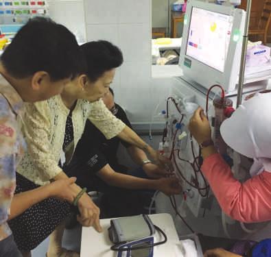 Madam Ong Siew Kee Donated A Haemodialysis Machine To NKF On 20 January 2018, NKF received the donation of a haemodialysis machine at a handover ceremony at Pusat Dialisis NKF Charis (Cheras).