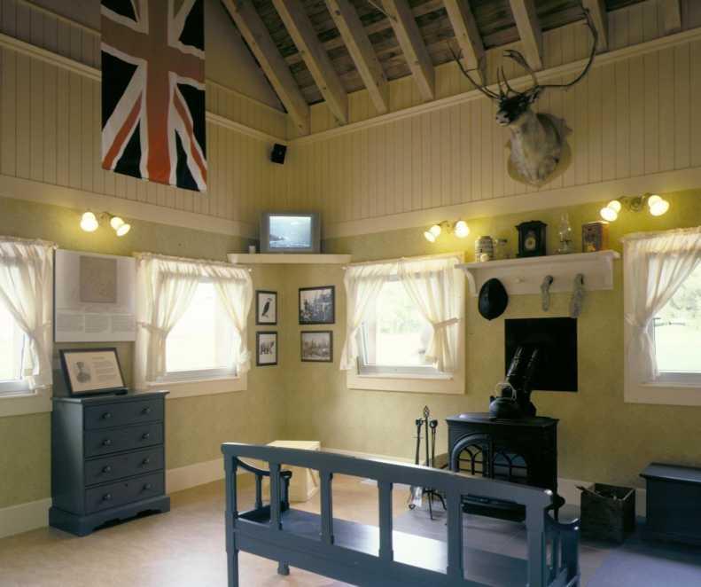 The centre was made to look like a typical Newfoundland timber house Section 2: Australia The Australian Imperial Force (AIF) and the Somme After the First World War broke out in 1914 large numbers