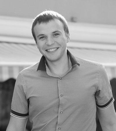 The key employees Aleksandr Khasanov CEO Aleksey Zyuzin CVO Graduated from CMC MSU, mathematician, systems programmer.