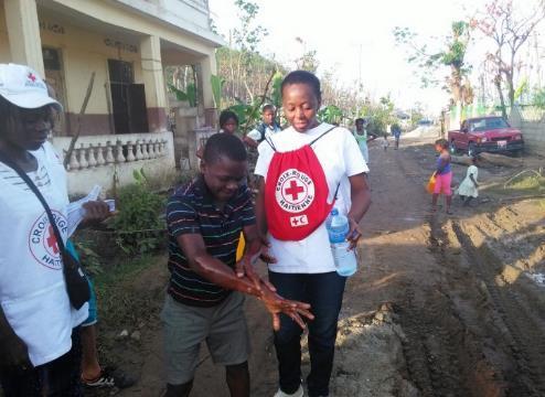 Progress towards outcomes HRCS with IFRC support 30 HRCS volunteers were trained on home-based water quality assessment in 7 communes of Grande-Anse, namely Anse d'hainault, Les Irois, Moron,
