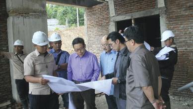 SITE VISIT TO BANTAENG-1 MINI HYDRO PLANT A group of management team from Bina Puri visited the Bantaeng-1