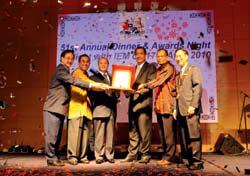 12 April 2010 8 Gamuda Land s Valencia property development received top honours when it won the Malaysian Landscape Architecture Award 2009 by the Institute of Landscape Architects Malaysia (ILAM).