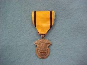 National Sojourners Award: This award consists of a ribbon, medal pendant, and certificate.