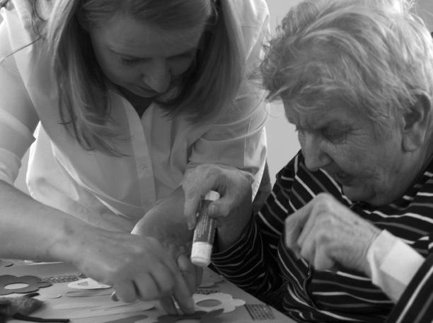 Getting the most from the guidance End of life care is the responsibility of a wide range of professions and occupational groups, working in a range of settings, undertaking a range of activities in