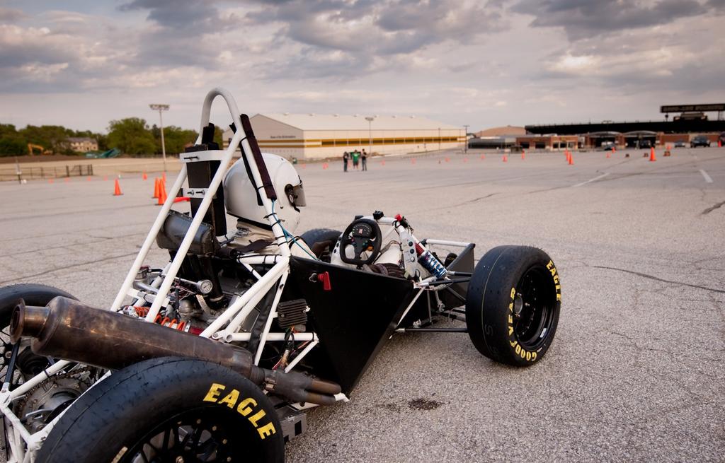 What is Formula SAE? Design Formula SAE (FSAE) is a student design competition sanctioned by the Society of Automotive Engineers.
