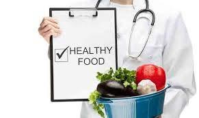 This includes: A qualified dietitian or other clinically qualified nutrition professional either full-time,