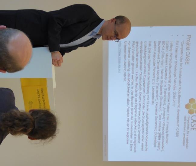 Marco Rieckmann and Lisa Bockwoldt (University of Vechta) invited teachers and students of the University of Vechta as well as (economic) partners of the Oldenburger Münsterland to this event.