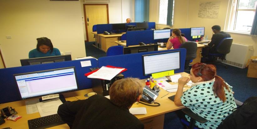 The HUB: Clinical Contact Centre Staffed by up to 20 call handlers and online appointment mangers Up to 1,300 calls answered every day, serving over 46,000 patients Average call waiting time is less