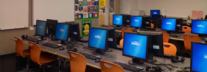 users youth/teen Activity Room Computer