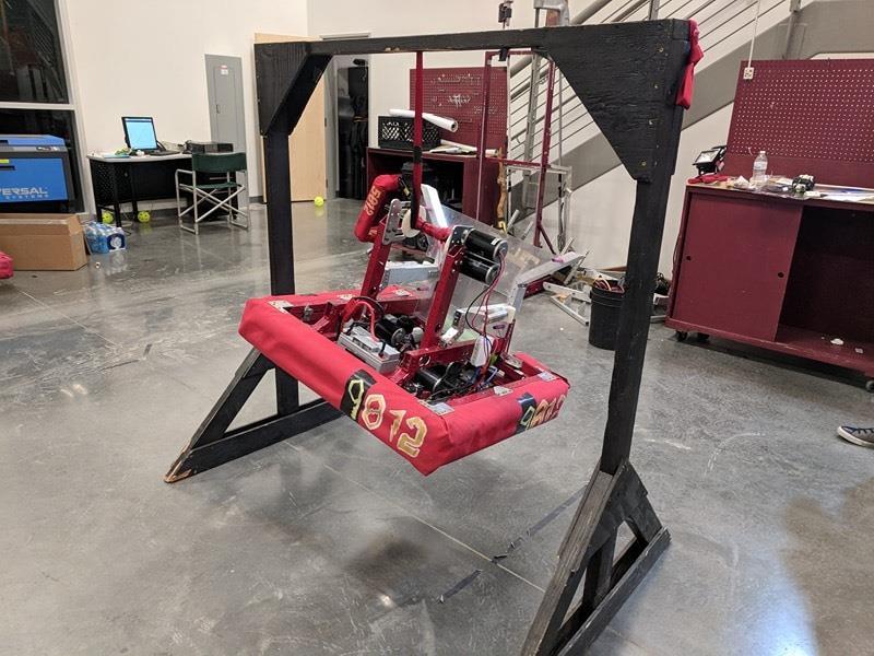 However, after the San Diego Regional in March, team 5012 completely changed its robot to fit a new strategy of scoring gears in autonomous and tele-op to get all 4 rotors