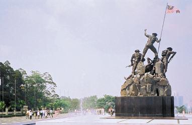 TUGU NEGARA Tugu Negara literally National Monument in Malay, is a sculpture that commemorates those who died in Malaysia's struggles for freedom, principally against the Japanese occupation during