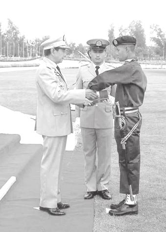 Non-disintegration of national solidarity, and Perpetuation of Sovereignty. Vice-Senior General Maung Aye presents Best Trainee Award to Trainee Yan Naung Soe. MNA you to maintain and pass this on.