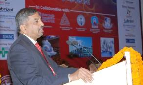 Aarti Vij Professor, Dept of Hosp Administration, AIIMS Scienti c Committee Dr Nirupam Madan, Dr.