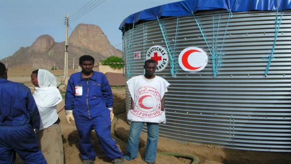 An Emergency Response Unit (ERU) water tank donated and erected by the German Red Cross, in coordination with the Federation flood relief and assistance response.