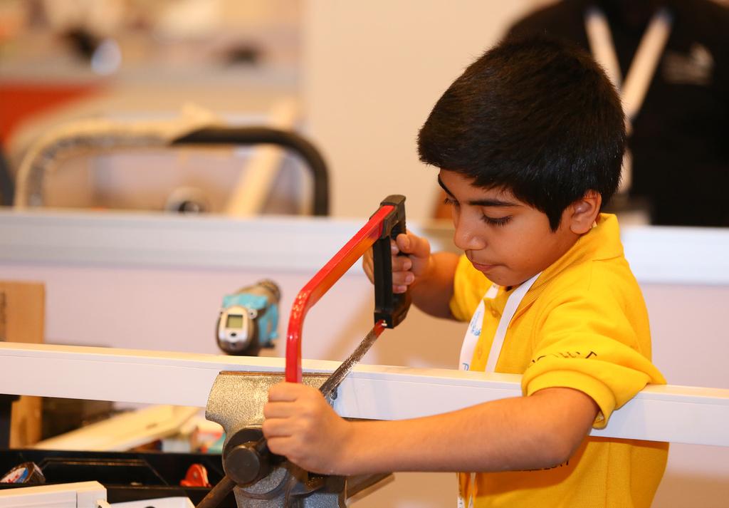 JUNIOR COMPETITION DISCOVERING YOUNG BUDDY TALENTS The Junior Competition provides an opportunity for young Emiratis, aged 12-15, to explore skilled trades and technologies, discover