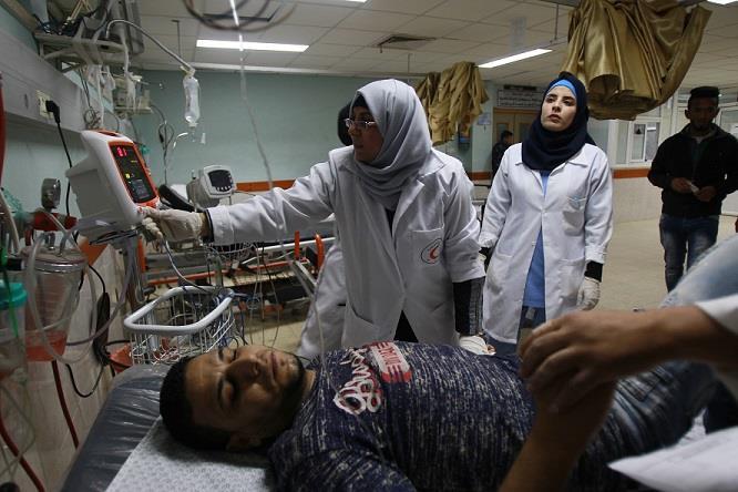 Health attacks According to the Ministry of Health (MoH), Palestinian Red Crescent Society (PRCS) and Palestinian Medical Relief Society (PMRS), from 23rd to 27th May: o 7 health workers suffered
